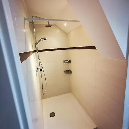 Ferienwohnung 57 شقة *
